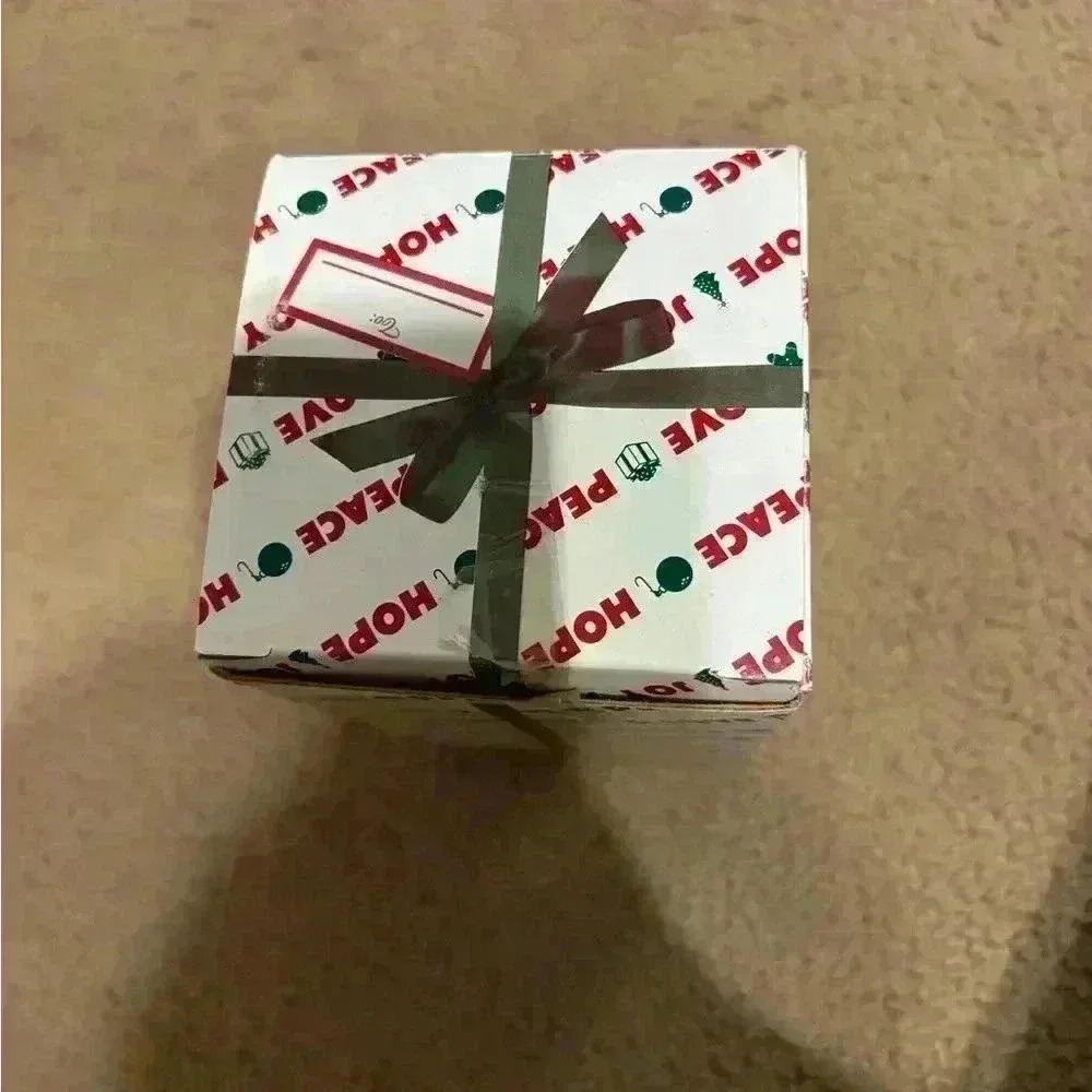 House of Lloyd, Christmas Around the world “the giving angel” 1996 - Picture 4 of 11